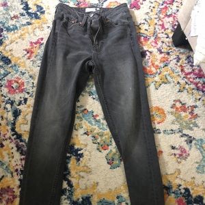 Levi’s skinny jeans